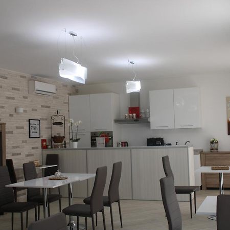 Bed and Breakfast Borgo Sole Luna Fornelli Екстер'єр фото