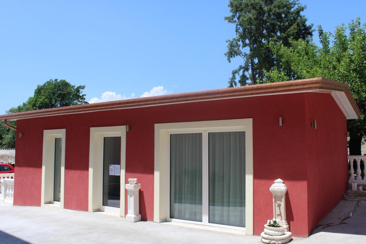 Bed and Breakfast Borgo Sole Luna Fornelli Екстер'єр фото